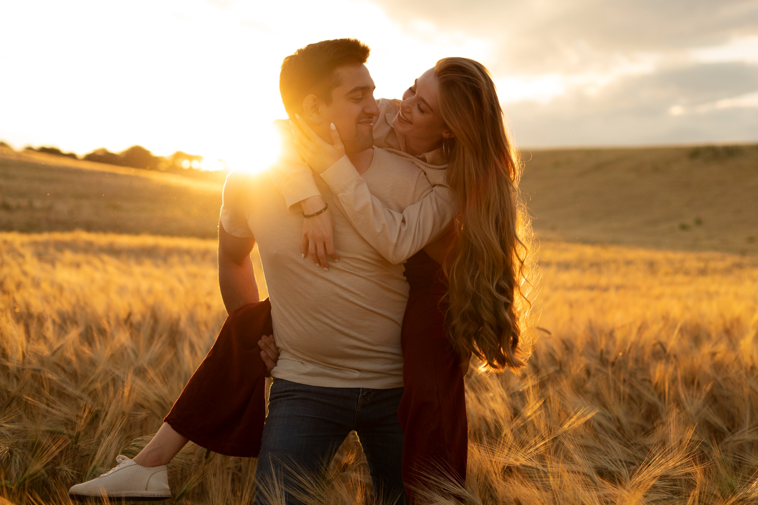 11 Sweet Signs You’re In A Perfectly Imperfect Relationship | MyAstrology